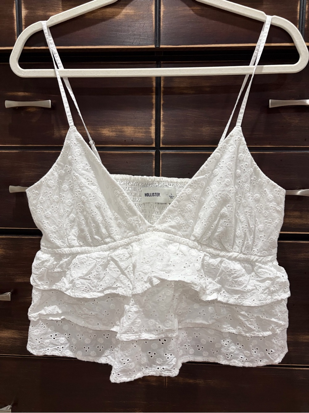 Hollister White Eyelet Ruffle Cropped Cami Top/ Size Large